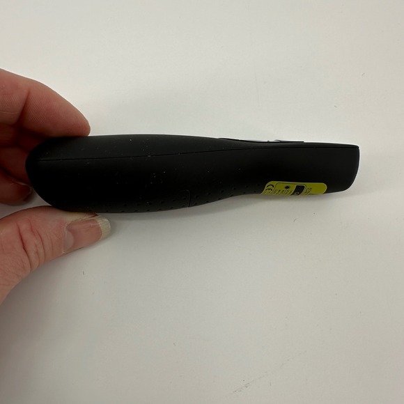 Logitech R400 Laser Presentation Remote Clicker - USB Wireless - Tested & Works - Picture 7 of 9